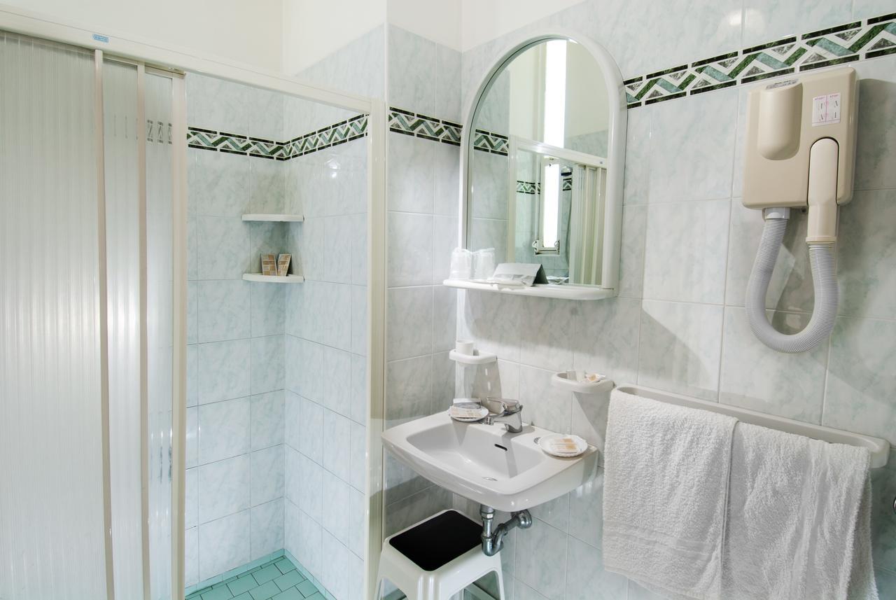 Triple Room with Balcony,609011184:JPEG